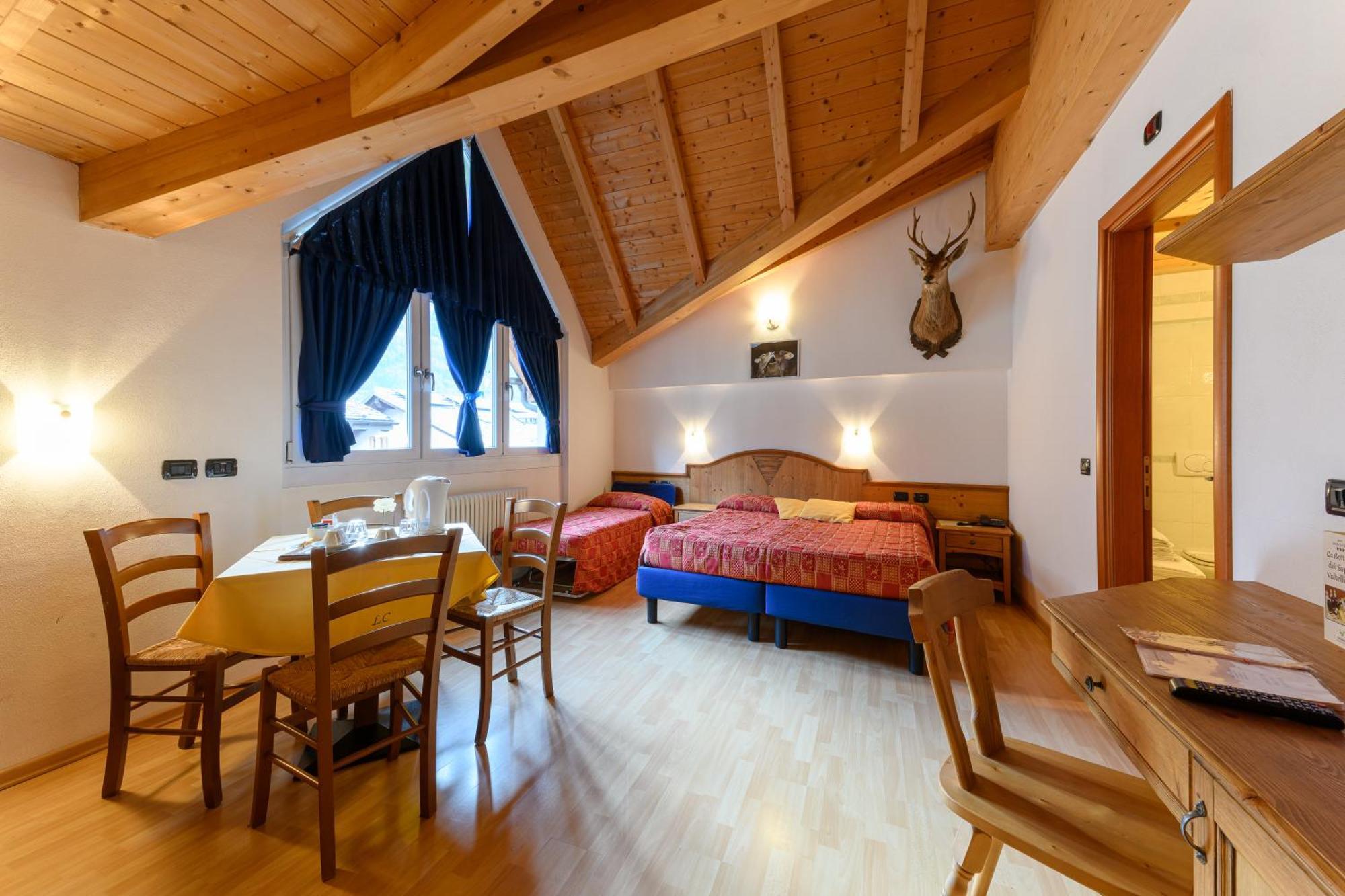 Hotel Garni Le Corti Grosotto Exteriér fotografie